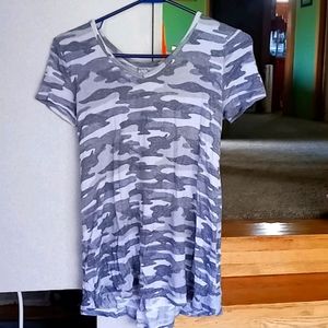 Camo corset back tee